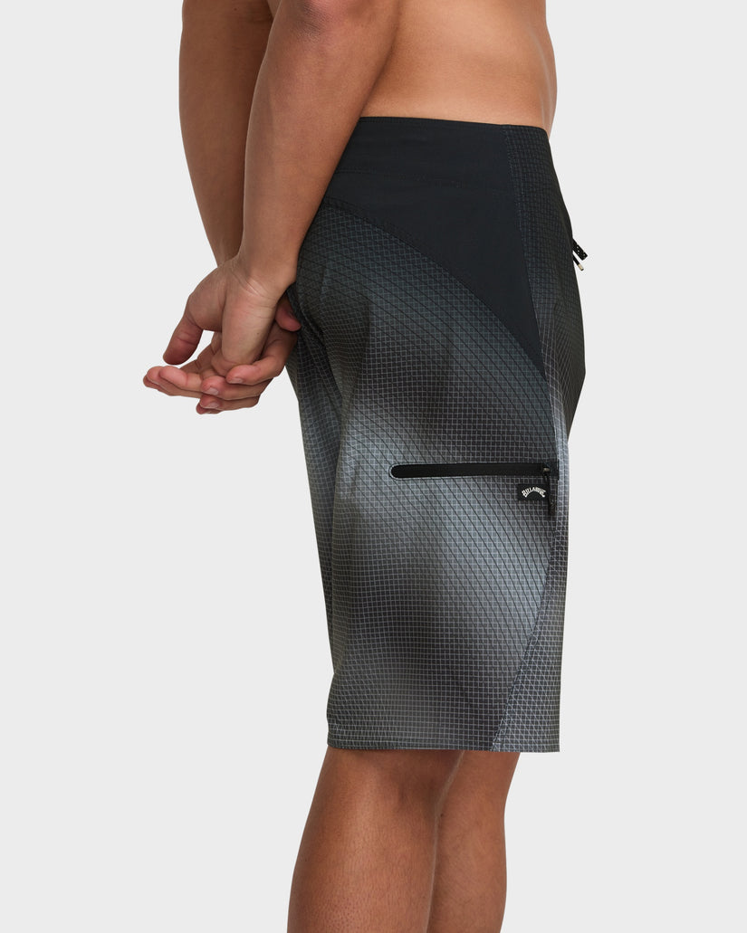 Mens Fluid Pro Boardshorts