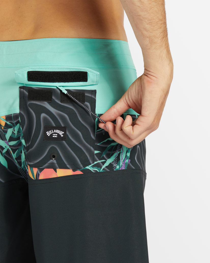 Tribong Pro Boardshorts