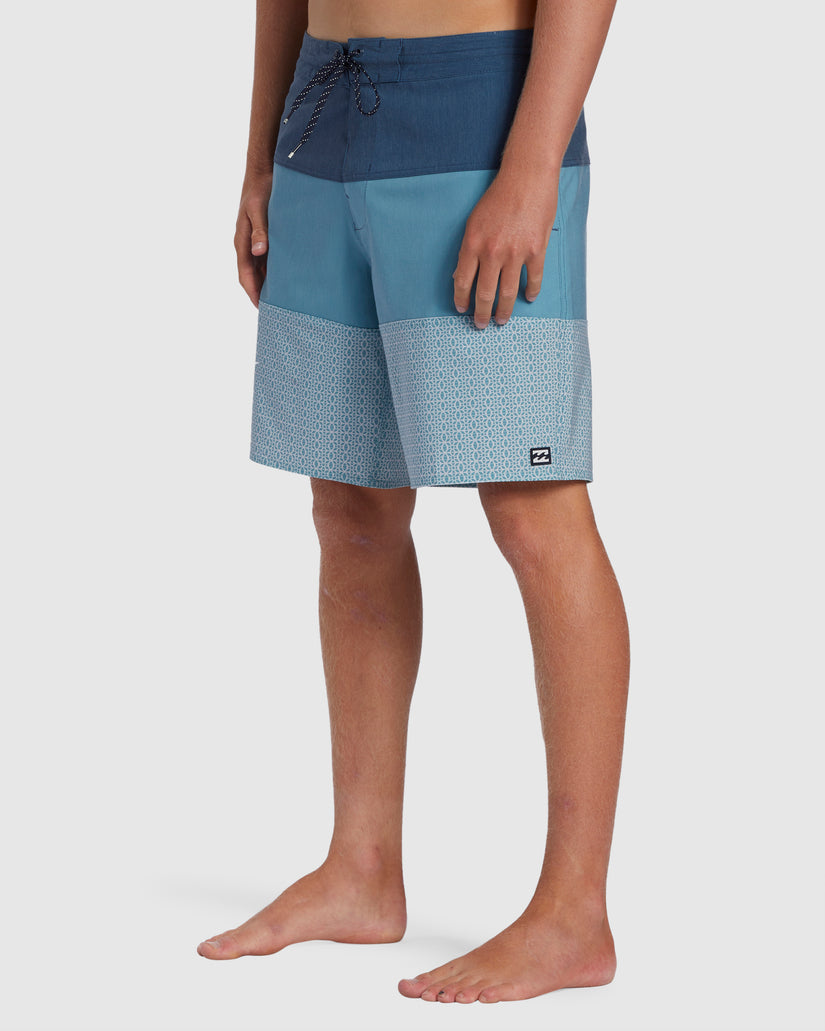 Mens Tribong Lo Tide Boardshorts