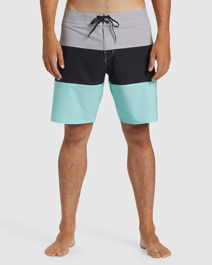 Tribong Pro Boardshorts