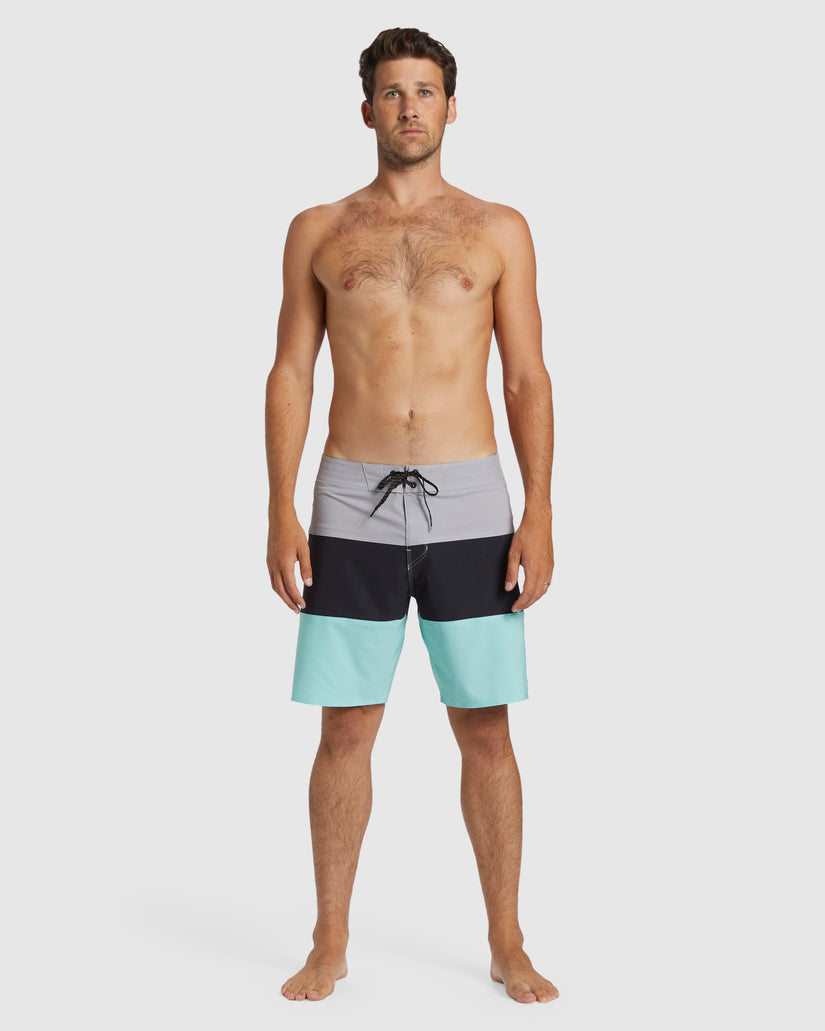 Tribong Pro Boardshorts