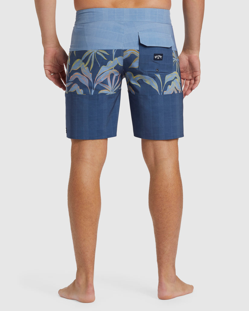 TRIBONG PRO BOARDSHORTS