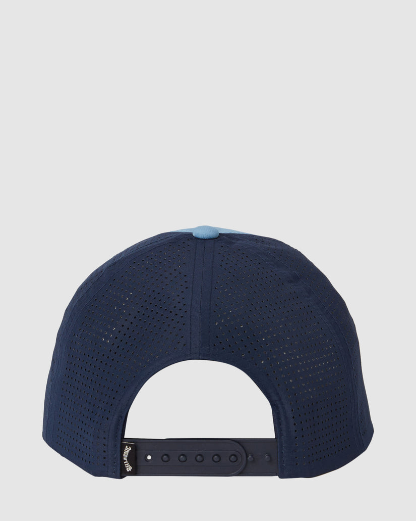 CREST TRUCKER HAT