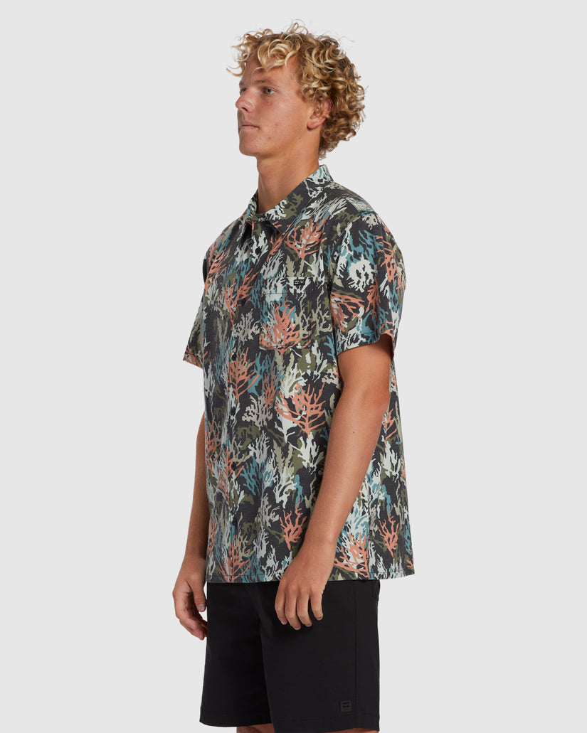 Mens Coral Gardeners Surftrek Short Sleeve Shirt