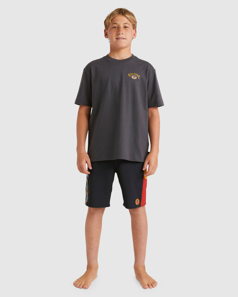 Boys 8-16 Otis D Bah Pro Boardshorts