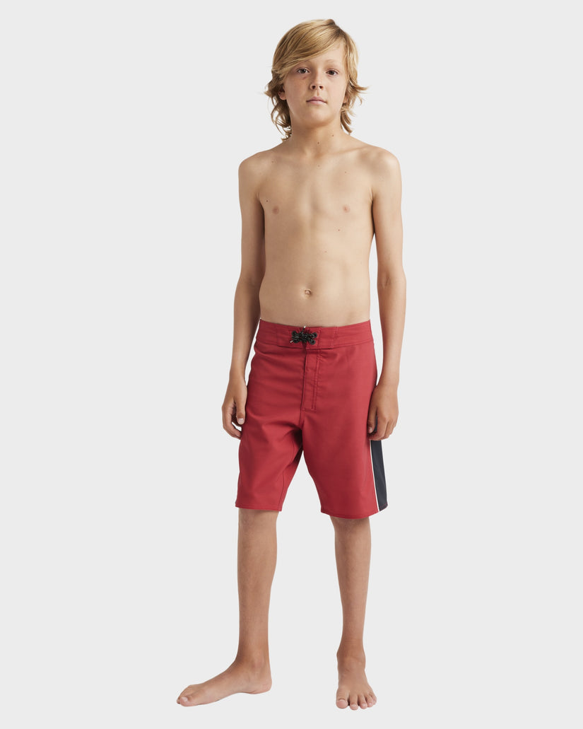 Boys 8-16 Straddie Pro Boardshorts