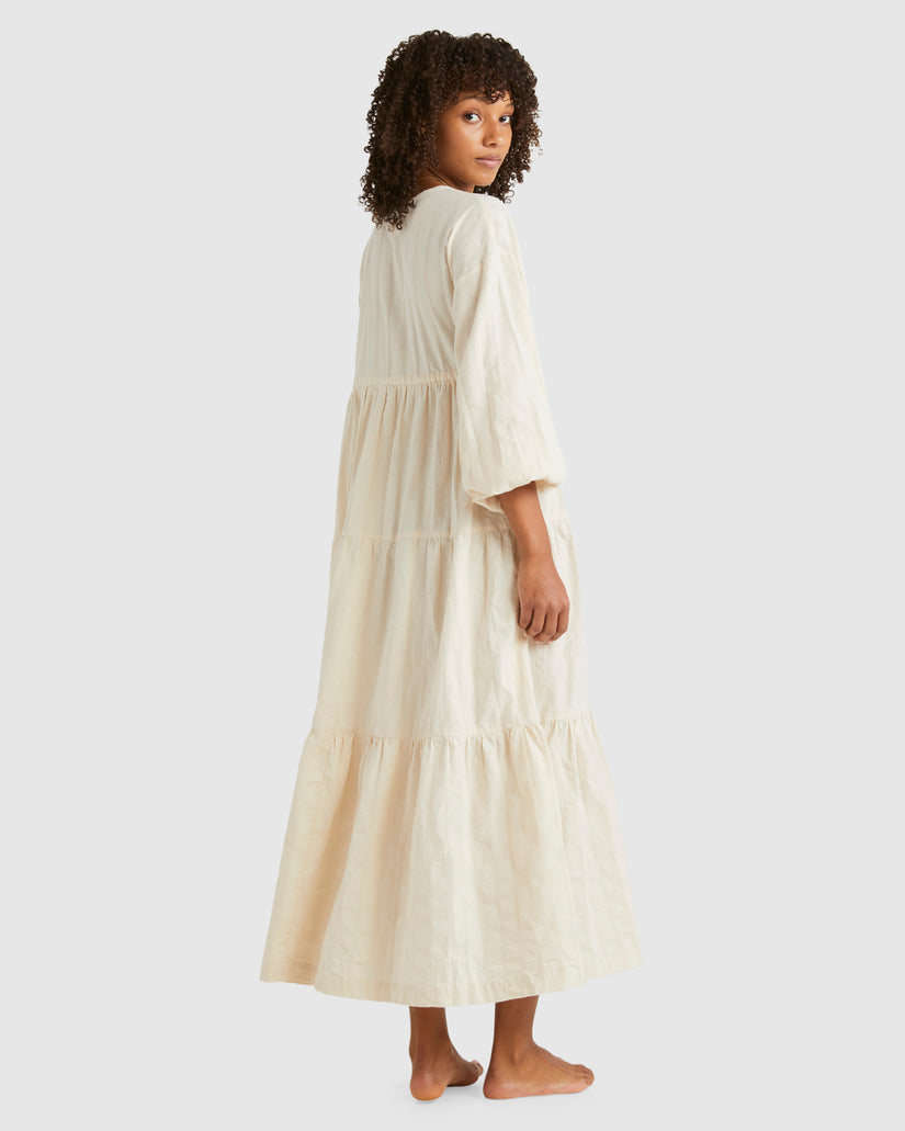 LIGHT BEAM MAXI DRESS