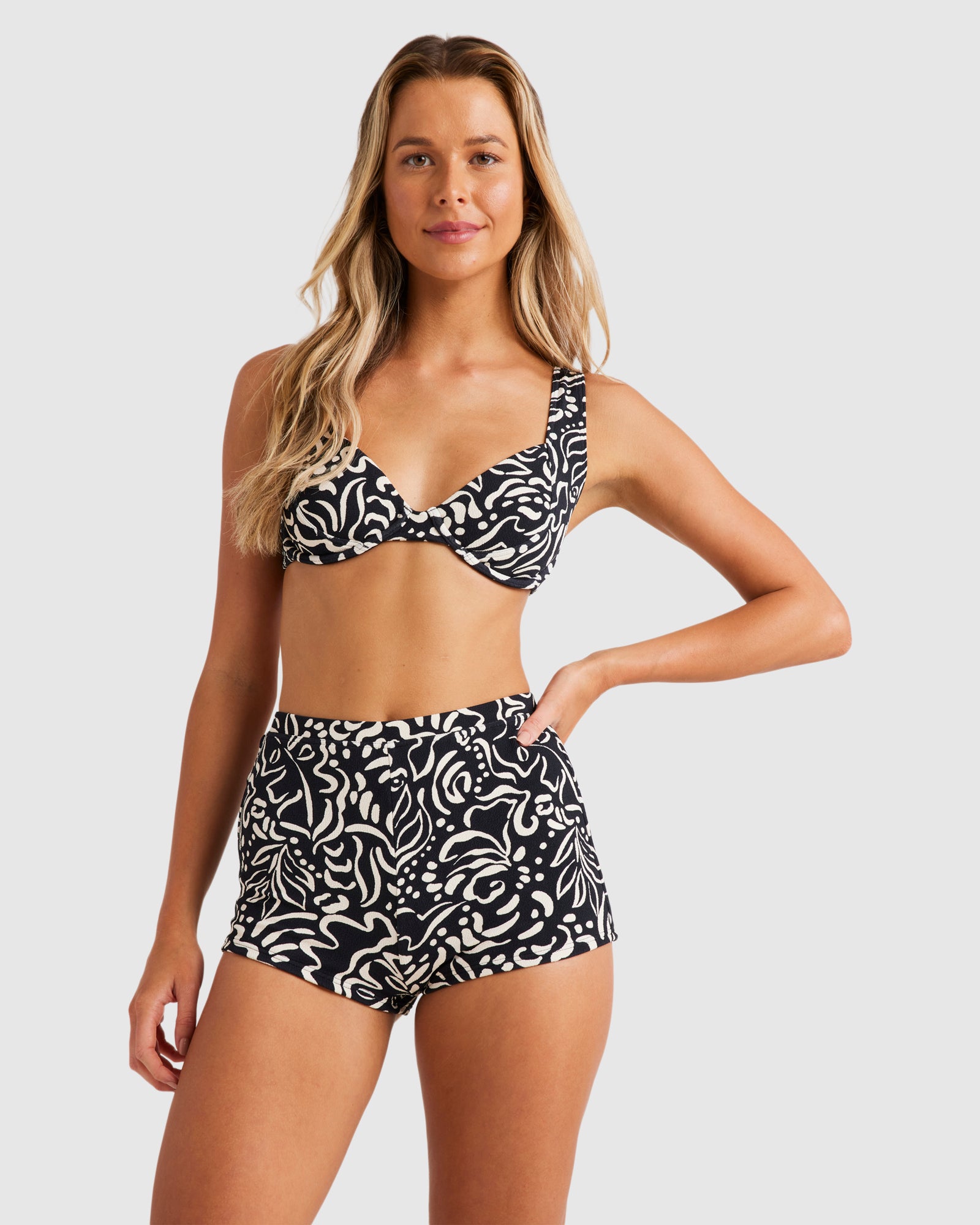 Womens La Isla Palma Short Bikini Bottom BLACK PEBBLE Billabong AU