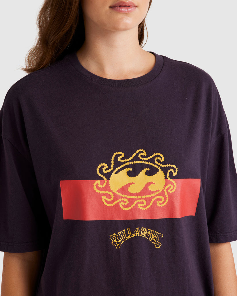 Womens Otis Arch Sun T-Shirt